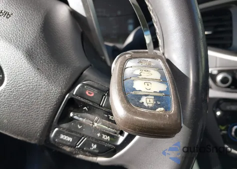 2017 Hyundai Ioniq Hybrid Sel z USA, uszkodzony, nr VIN KMHC75LC9HU028715